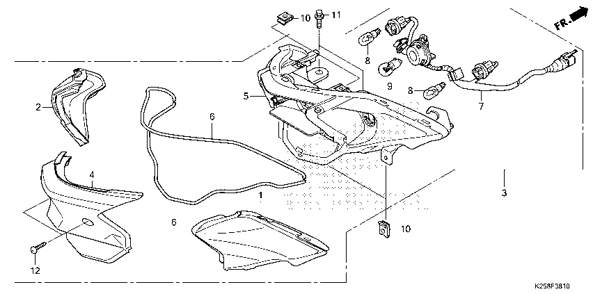 F-38-10 REAR COMBINATION LIGHT